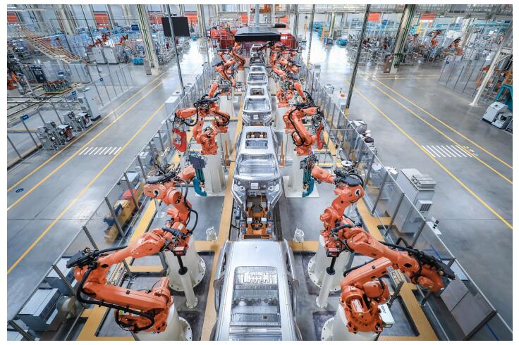 江淮汽車 以安全領(lǐng)先與智能智造，鑄就中國(guó)新能源車新標(biāo)桿